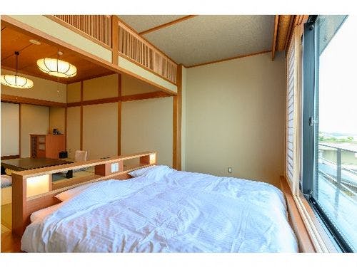 禁煙5Ｆオーシャンビューオンザベッド客室