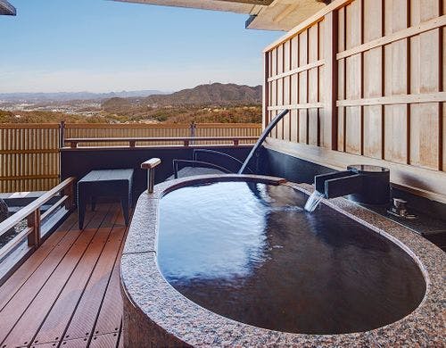 西館最上階『すいらん』　和室