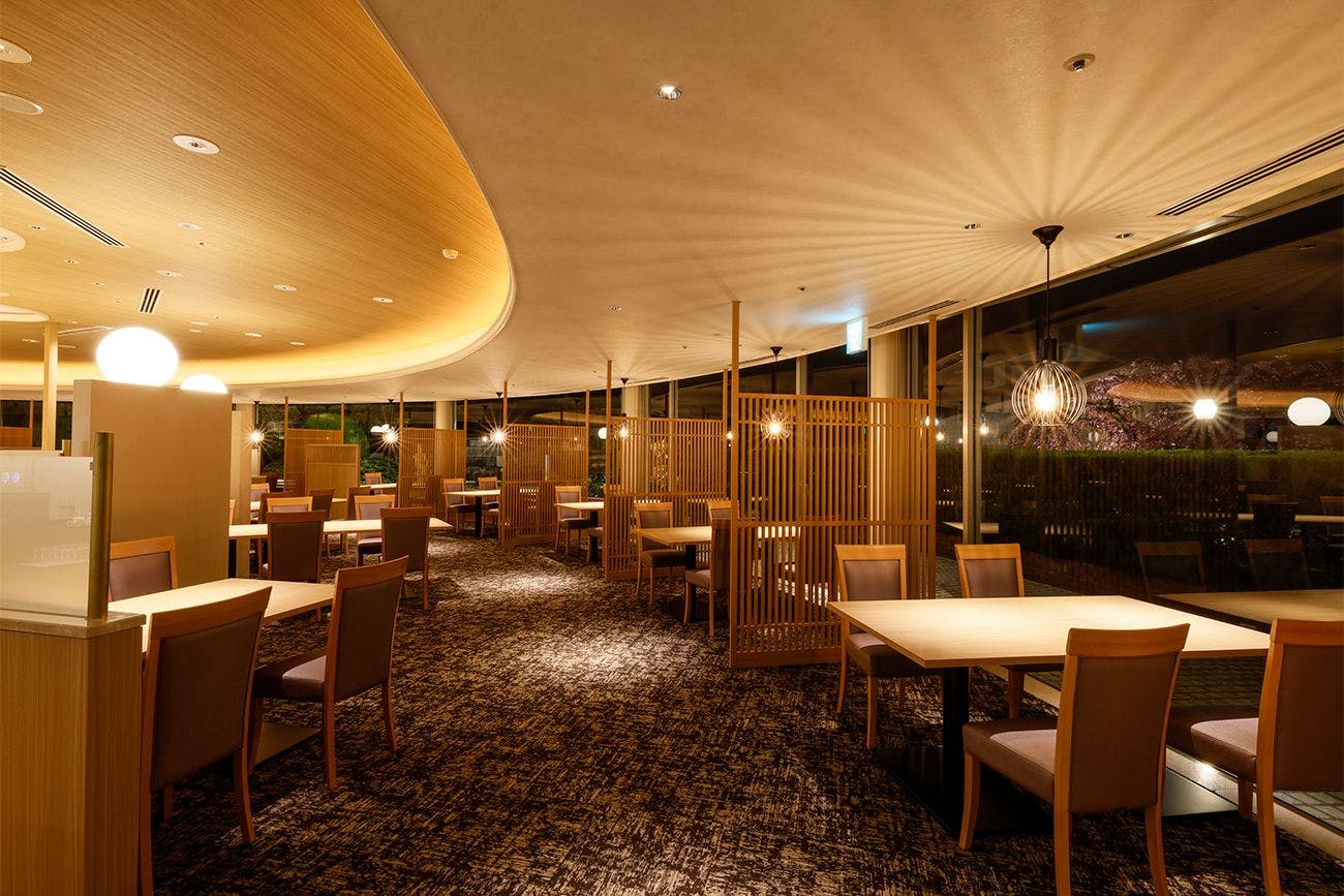 メインダイニング木蘭