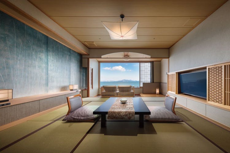 【絶景オーシャンビュー和室】10～13畳のサムネイル画像