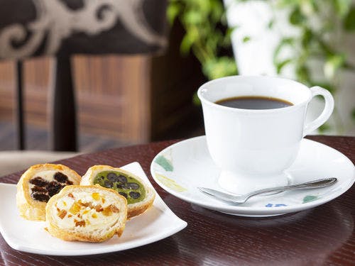 ロビーラウンジ