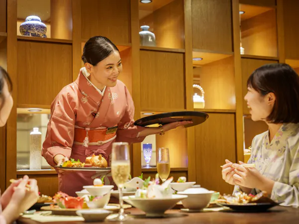 【年末年始 スタンダードプラン】ダイニングで愉しむ 贅を尽くした美食会席