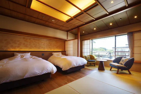 침대가 있는 다다미방