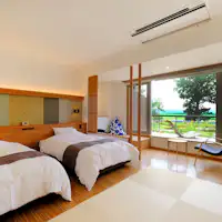 Bilik dengan dek pemandangan bulan