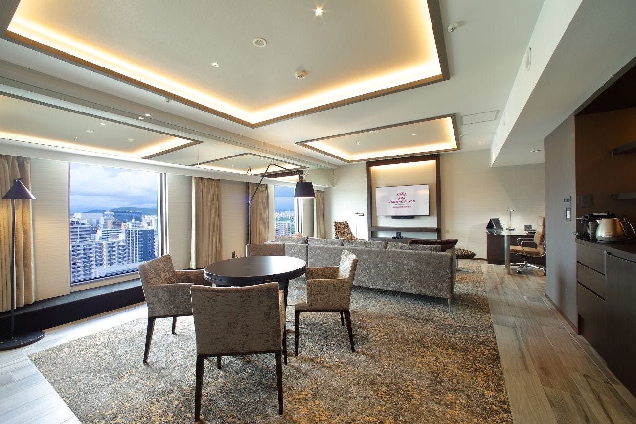 시티사이드 디럭스 스위트(21층)