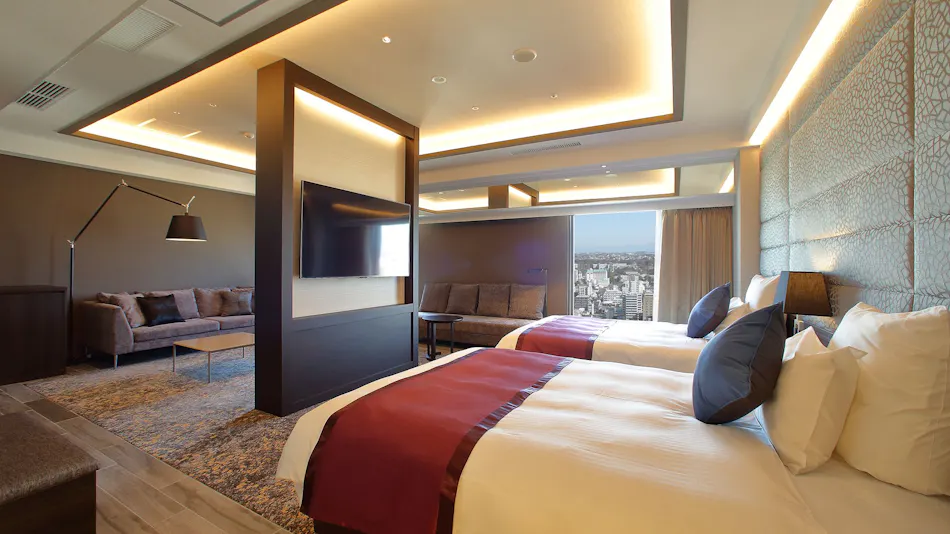 ANA Crowne Plaza Hotel Kumamoto New Sky