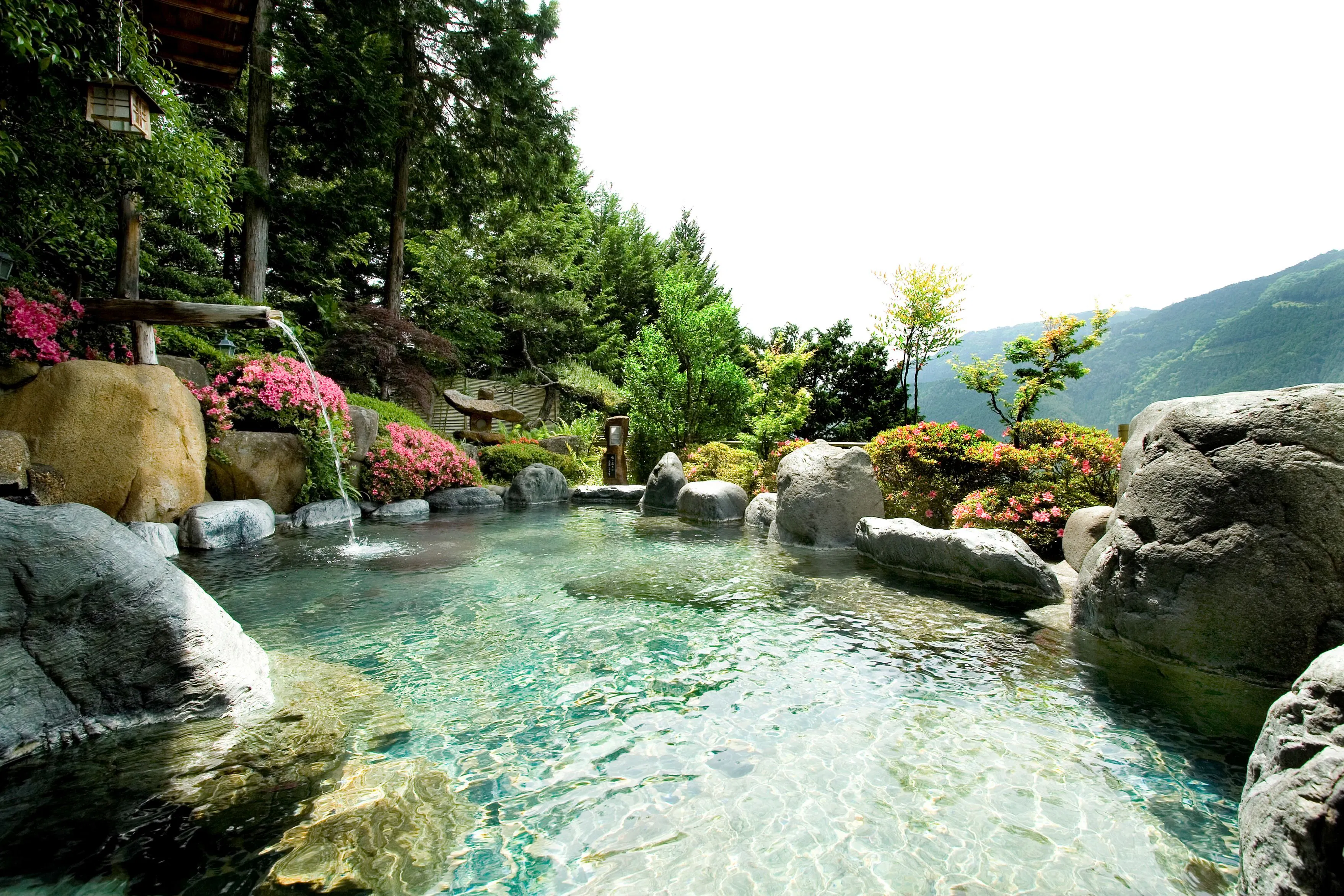 下呂温泉 湯之島館 - 1泊ご朝食付き - 【景山荘】飛騨の山並みを眺めながら温泉を楽しむお部屋 - 一休.com