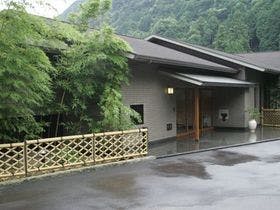 長泉山荘