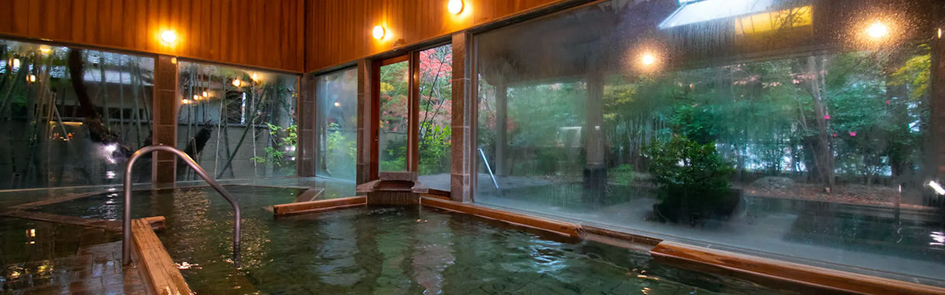 四季彩一力 ~磐梯熱海温泉 創業百余年の老舗旅館~