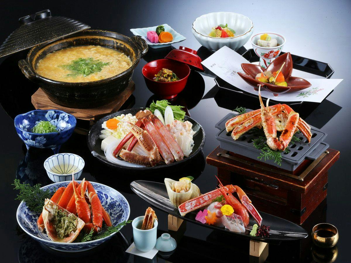 【かにづくし】お一人様につきかに1.5杯相当使用！＜夕食個室ダイニングまたは小宴会場＞