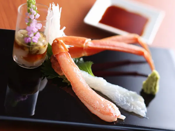 <Ricca冬の但馬路コース>地物松葉かに半杯相当をお造りと炭火焼きで&但馬牛熟成肉
