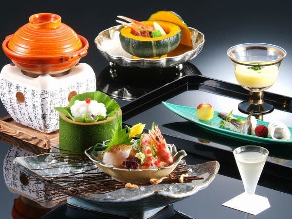 西村屋ホテル招月庭