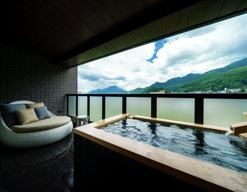 新客室：露天風呂