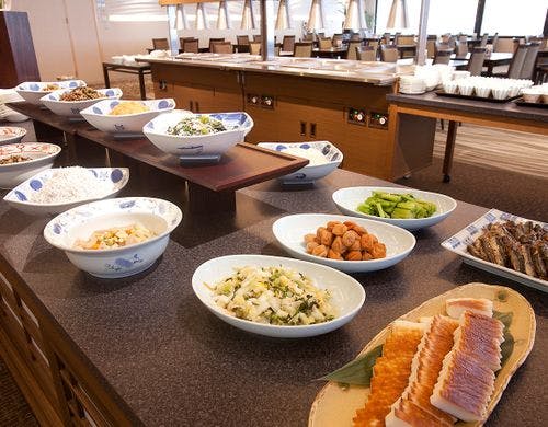 【バイキング朝食】