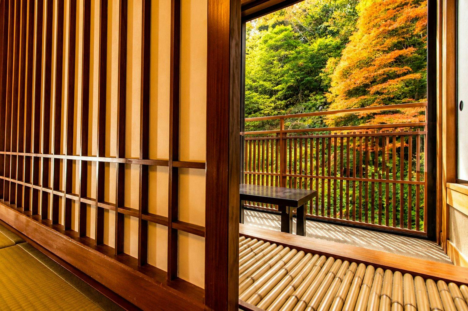 山野草の宿　二人静