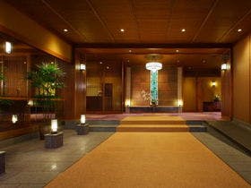 山野草の宿二人静