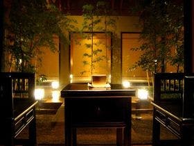 山野草の宿　二人静