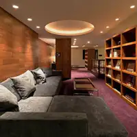 Lounge Lantai 6 (Perpustakaan)