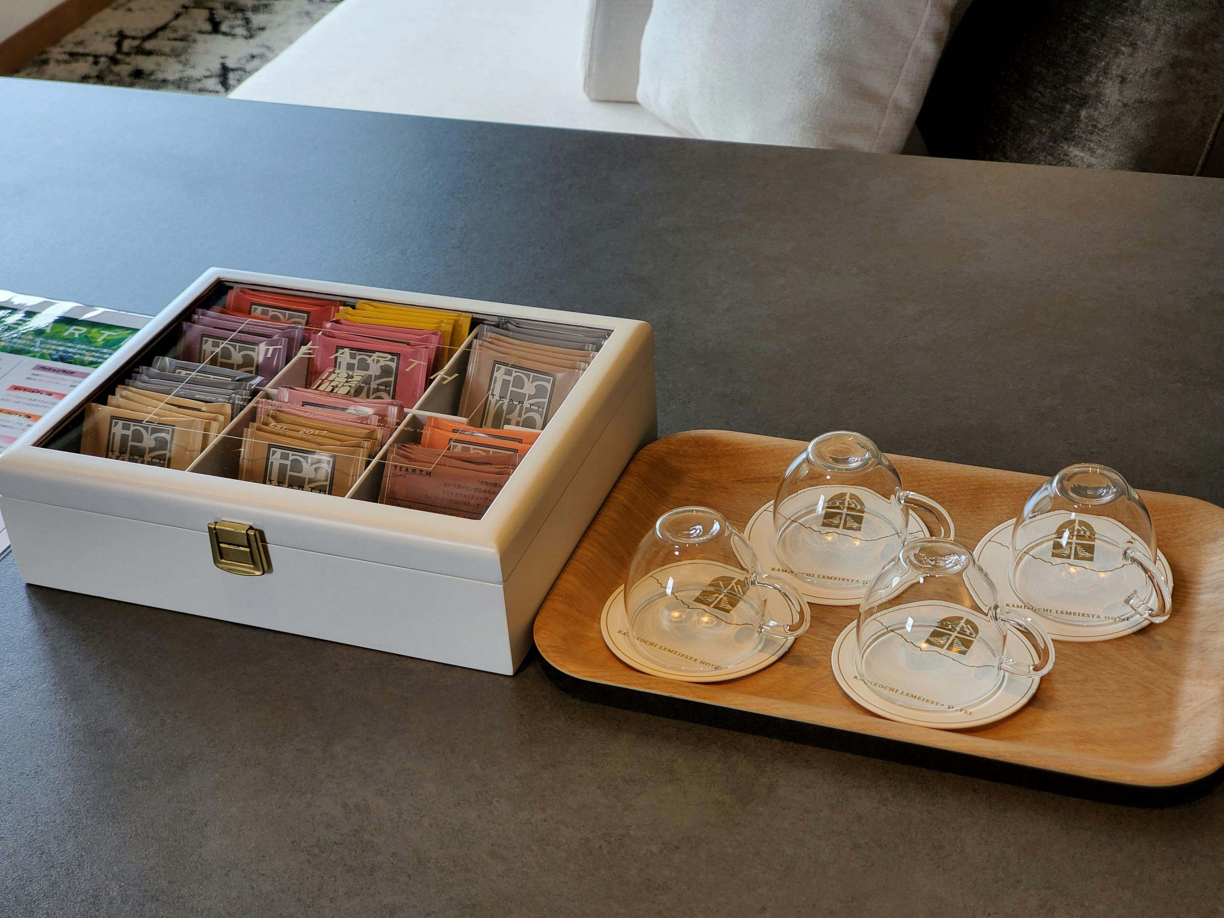 ラグジュアリーシアター・ティーセット