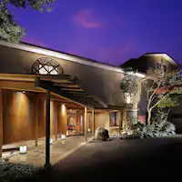 【外観】桂川のほとり 瑞の里〇久旅館