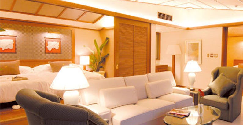 オリエンタルスイート 2大特典付 誕生日 結婚記念日やハネムーンを特別な場所で 送迎 夕朝食付 プラン オリエンタルヒルズ沖縄 一休 Com オリエンタルスイート 2大特典付 誕生日 結婚記念日やハネムーンを特別な場所で 送迎 夕朝食付 プラン オリエンタルヒルズ沖縄 一休 Com