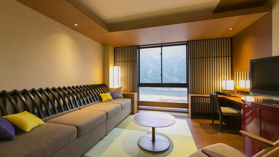 Nagaragawa Onsen Gifu Grand Hotel