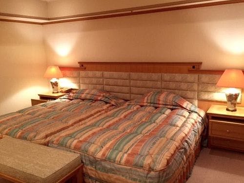 ロイヤルスイート（ベッド）