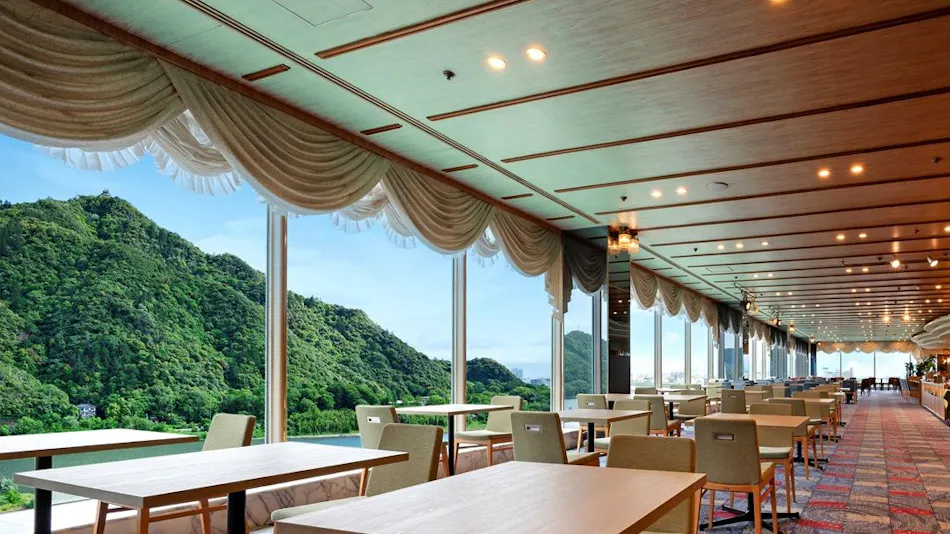Nagaragawa Onsen Gifu Grand Hotel