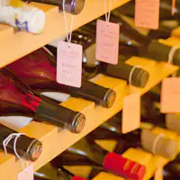 ワインセラー/常時約4~50種類ご用意。