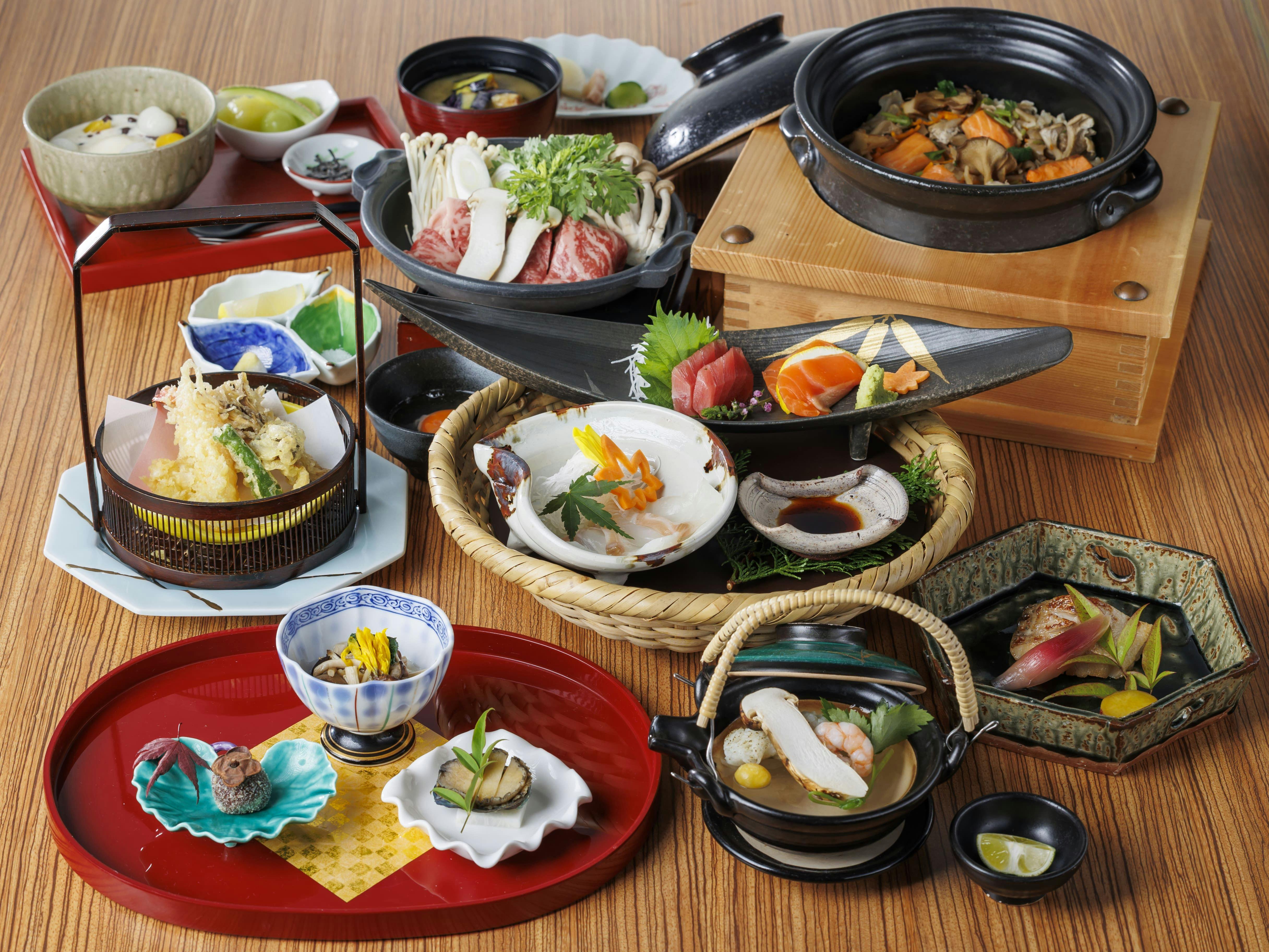 【秋限定】秋の味覚フェア 料亭「万葉亭」（2食付）