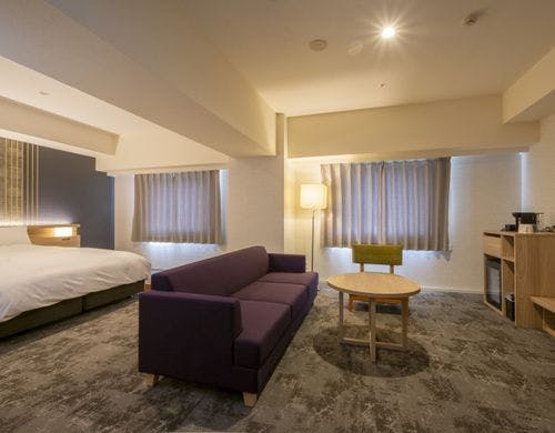 スイートルーム<BR>夜景<BR>バス・トイレ別