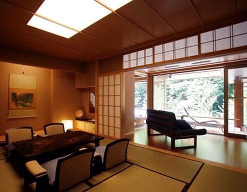 DWタイプ客室の源泉掛流し露天風呂