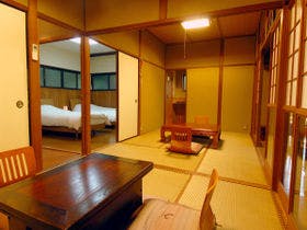 �y���s�{:�����E���R�E���Y�z���݂��ƕʊ� ��̈�