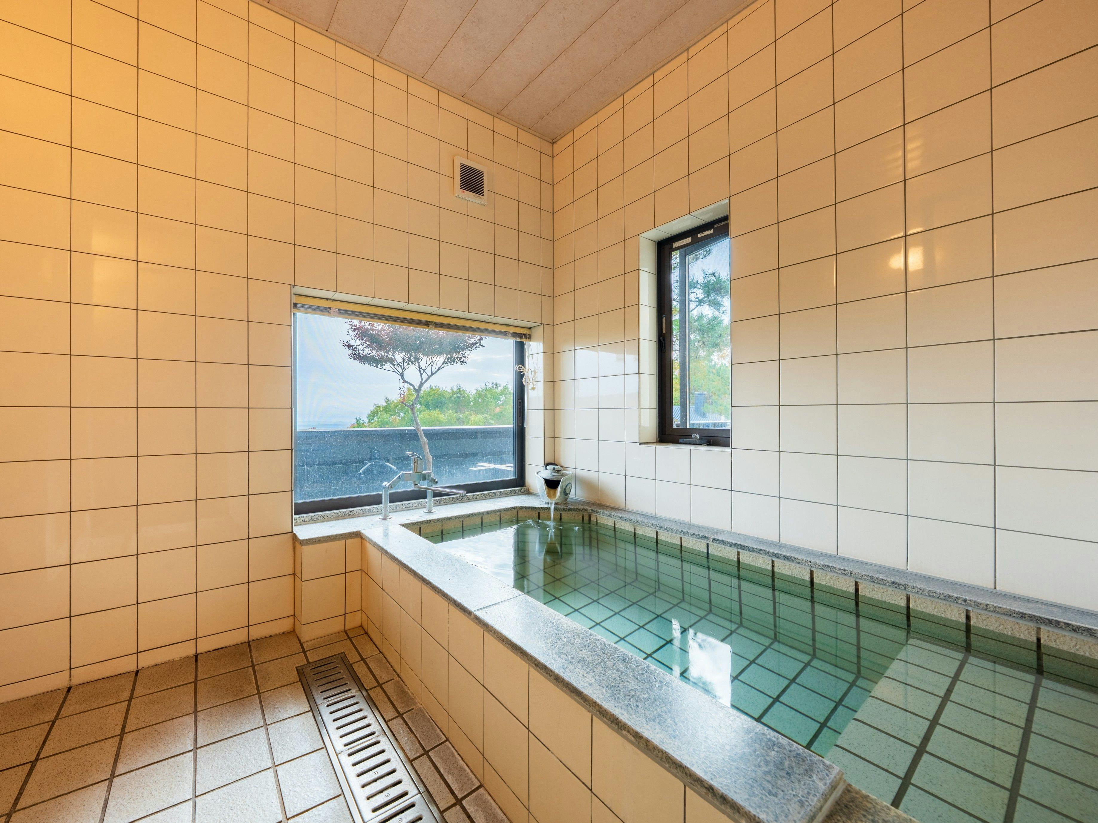 【ห้องพักพร้อมอ่างอาบน้ำ】ห้องดีลักซ์