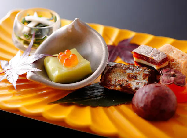 讃岐の逸品食材を散りばめた料理