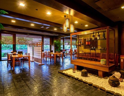 旬彩「淙々亭」店内