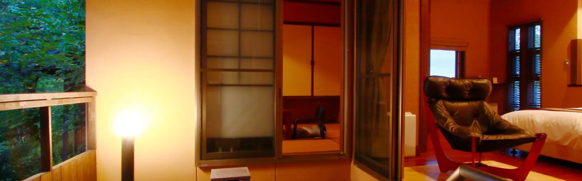 奥ゆのひら花灯り