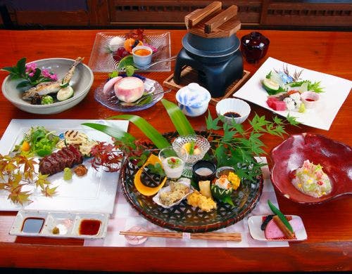 夕食(スタンダード会席）