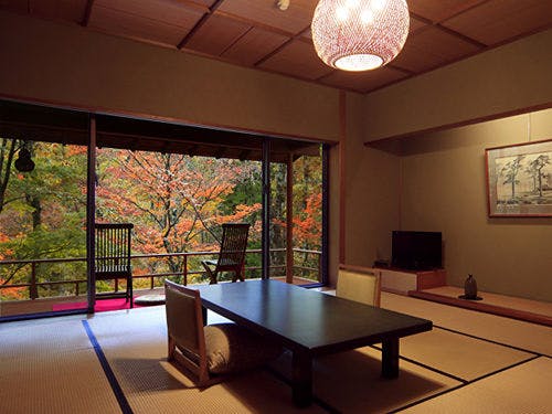 離れ和洋室【月見縁台付】