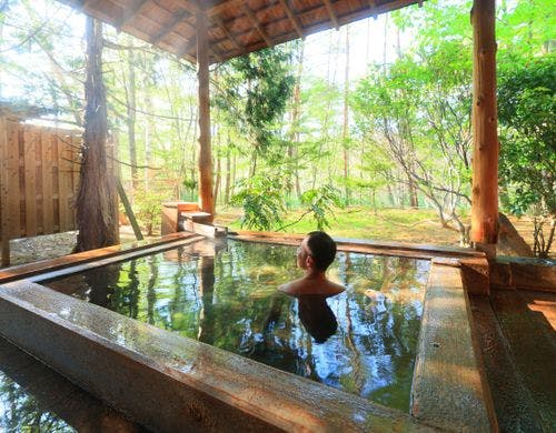 うららの湯 檜の露天風呂