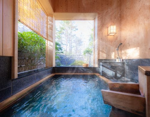 「離れ家特別室」 囲炉裏の間　半露天風呂