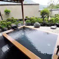 บ่อน้ำพุร้อนกลางแจ้ง