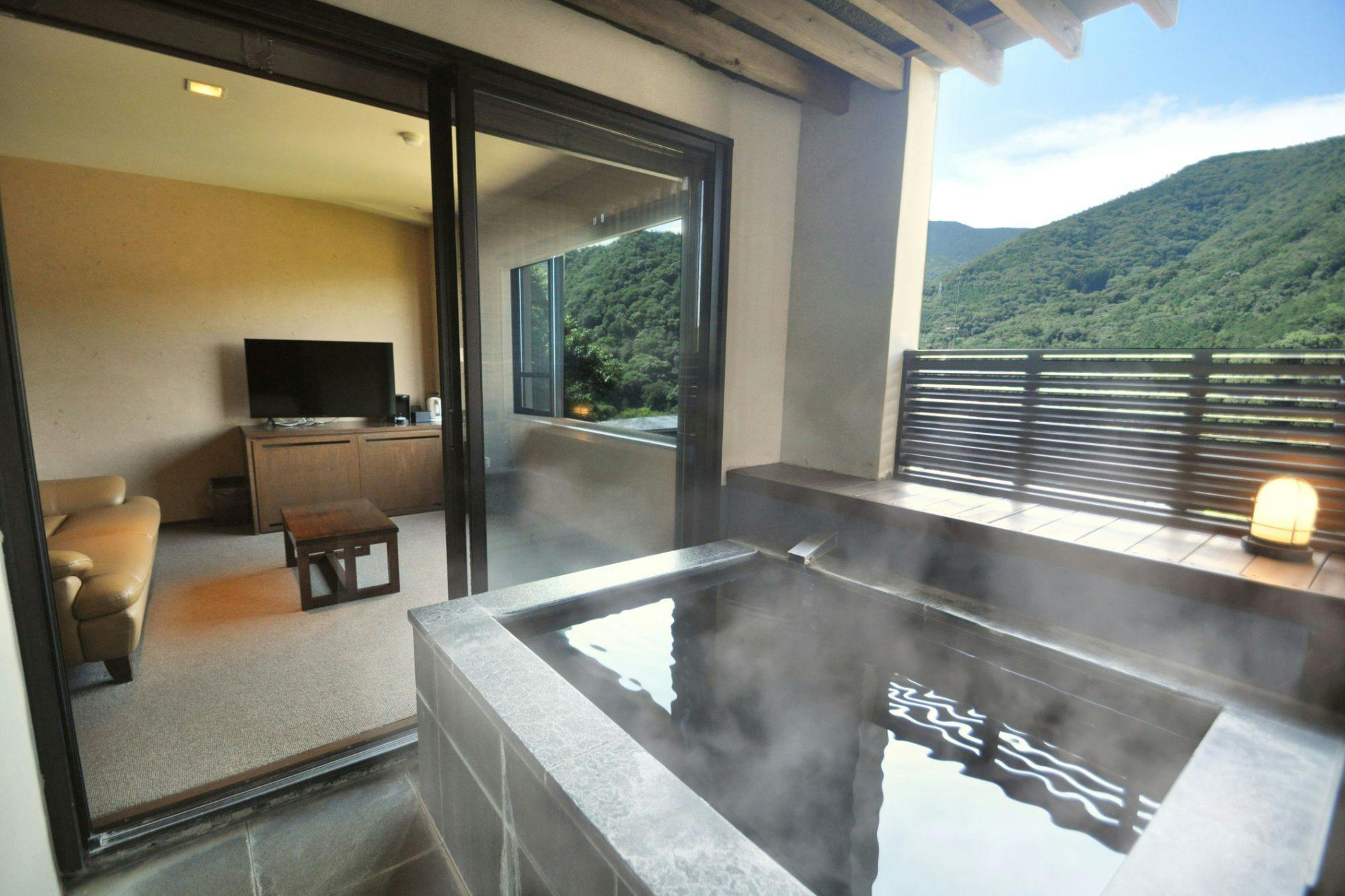 箱根湯本温泉　あうら橘