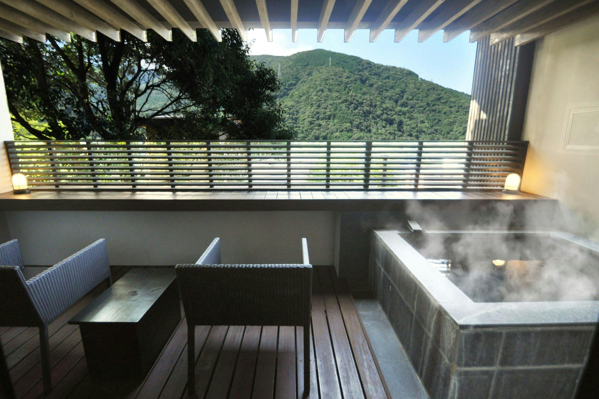 箱根湯本温泉　あうら橘