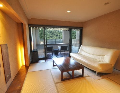 温泉露天風呂付き客室-和洋室