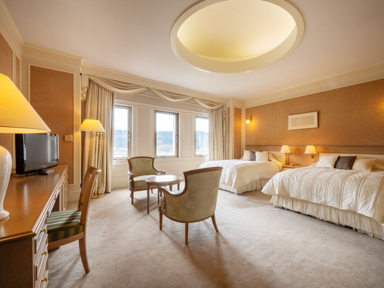 ロイヤルスイート寝室