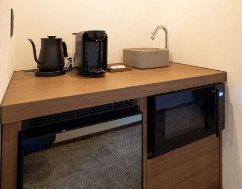 【湖側】DXツイン／（客室一例）