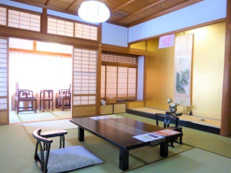 【新館2階】10畳+本間のサムネイル画像