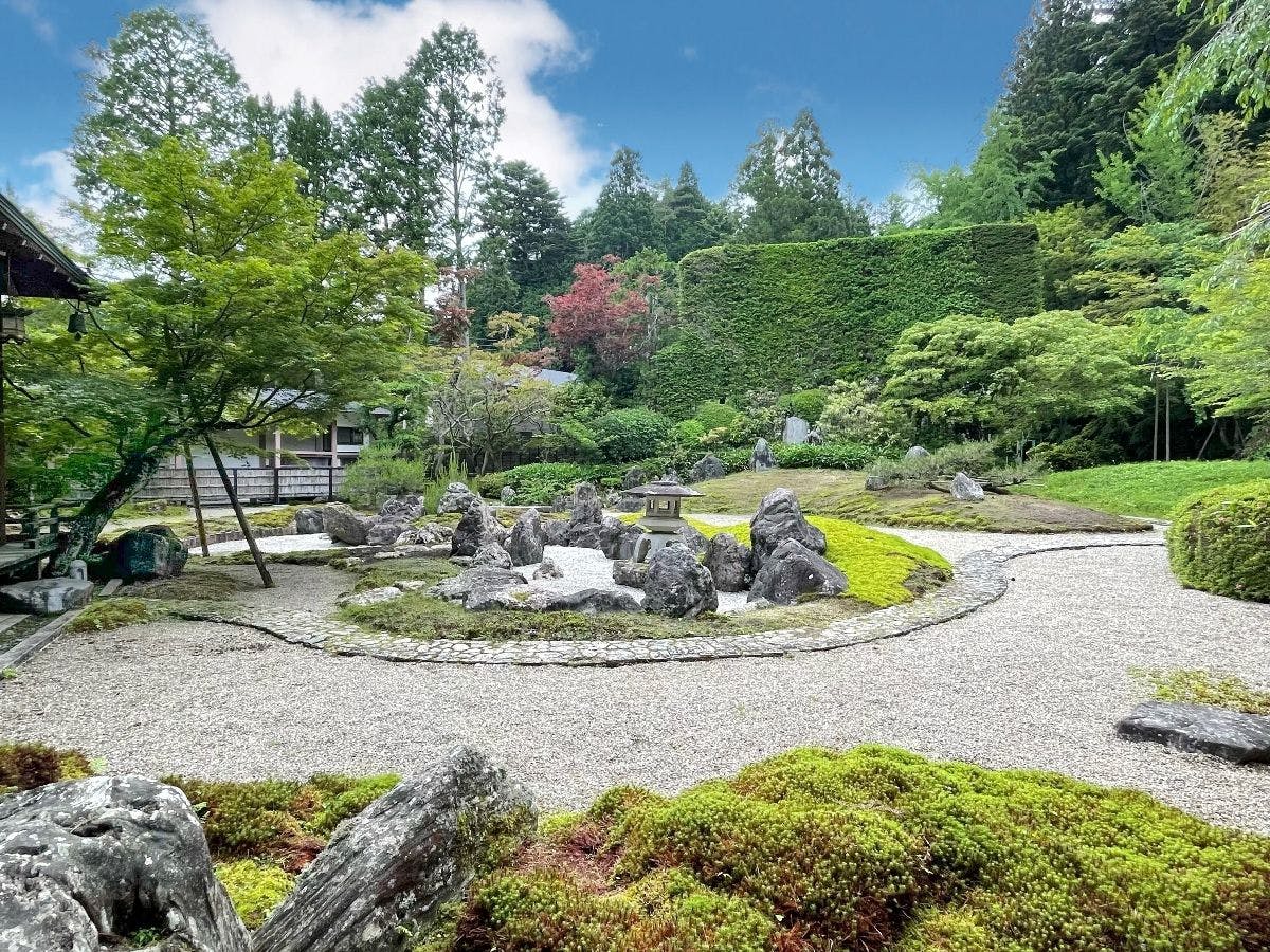高野山　別格本山　総持院
