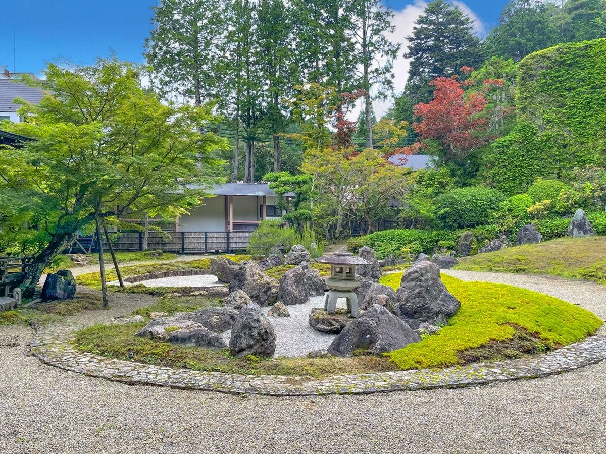 高野山　別格本山　総持院